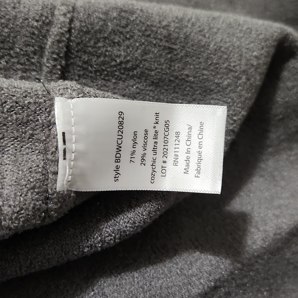 NWT Women's Barefoot Dreams Cozychic Ultra Lite Rolled Neck Pullover Sweater Top - Picture 6 of 6